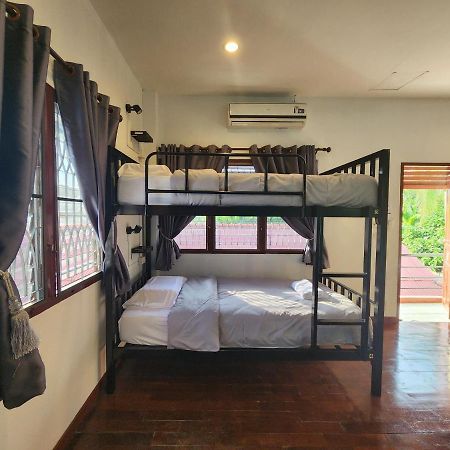 Blue Moon House - A Budget Hostel For Easy Travellers Čiang Mai Exteriér fotografie
